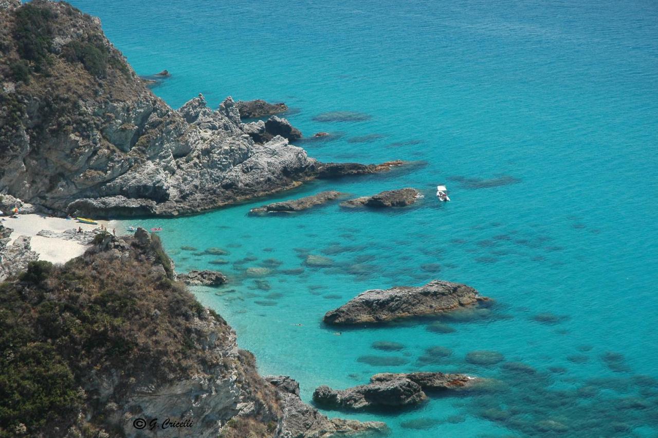 Graceland Rooms And Suites Capo Vaticano Esterno foto