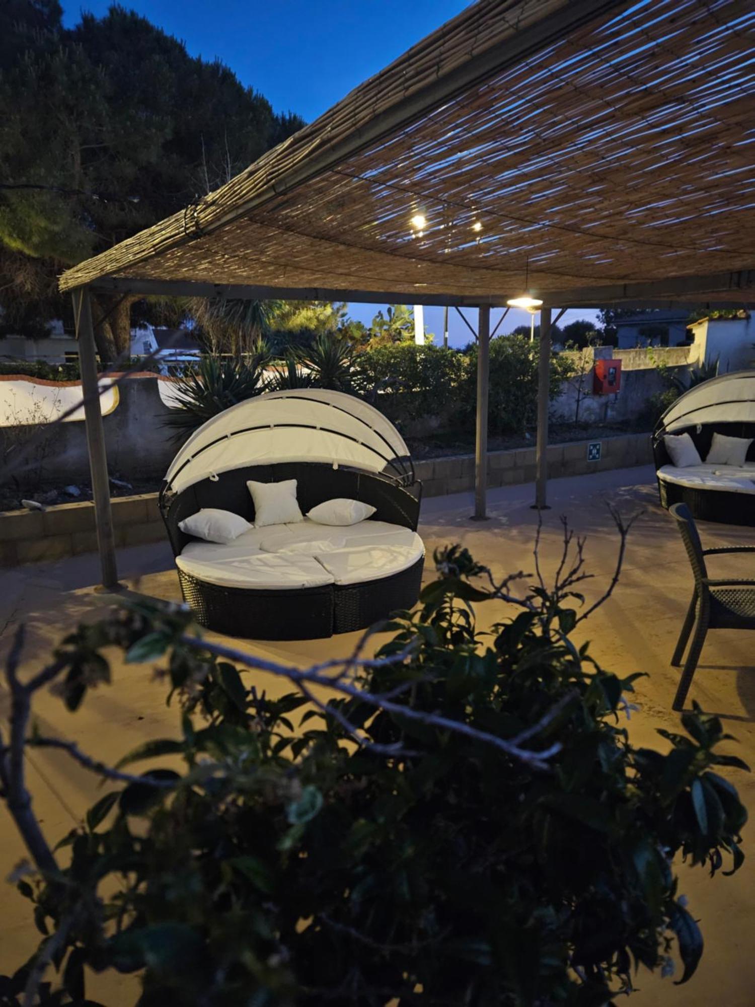 Graceland Rooms And Suites Capo Vaticano Esterno foto